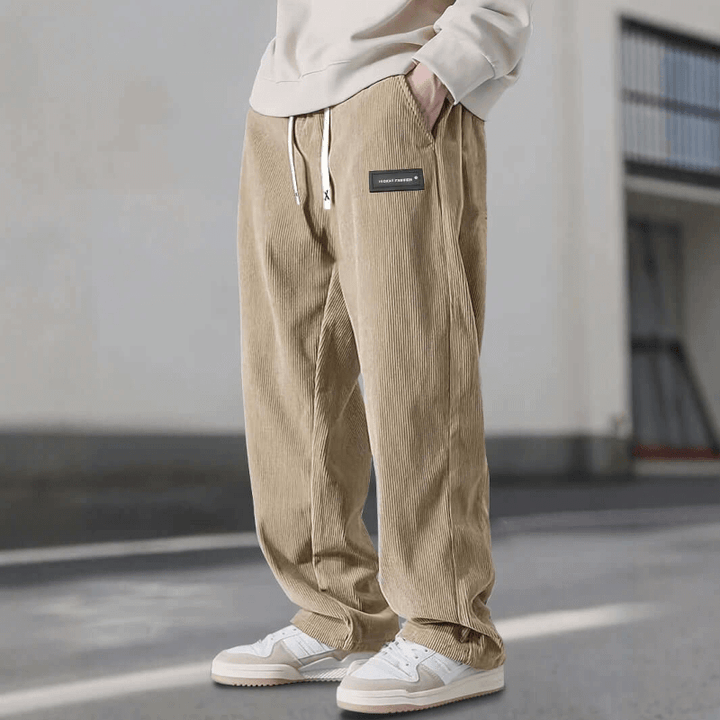 Matt – Relaxed Corduroy Pants