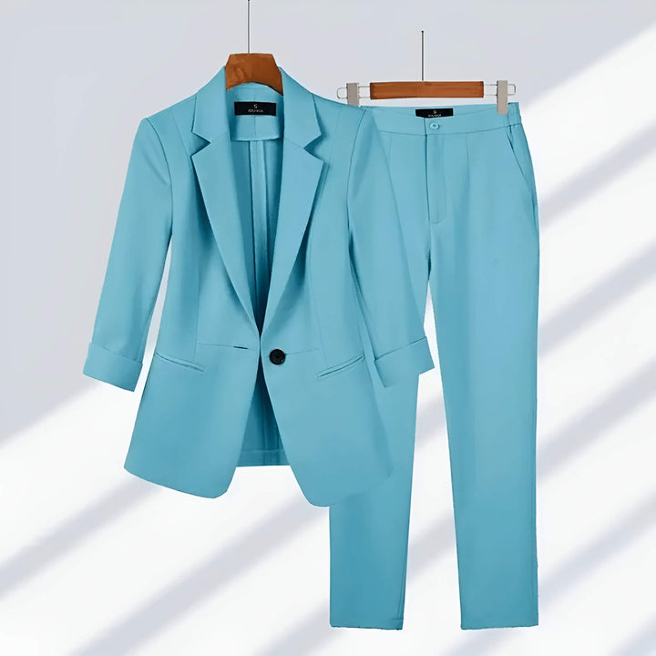 Ava – Tailored Suit