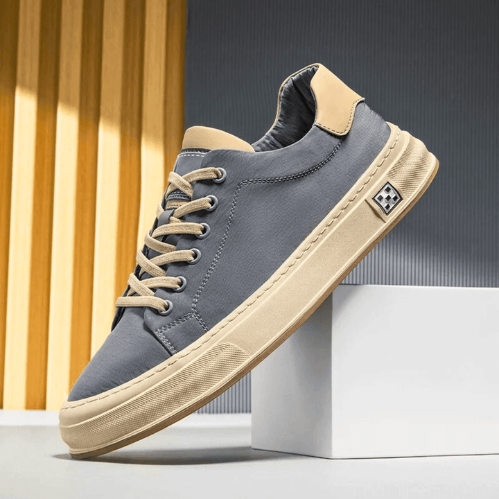 Mark - Modern Sneaker