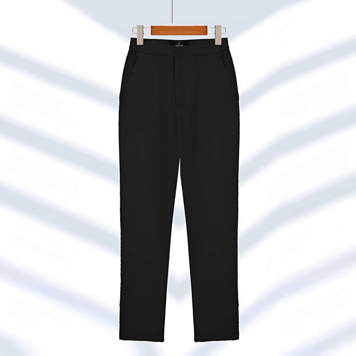 Ava – Tailored Suit
