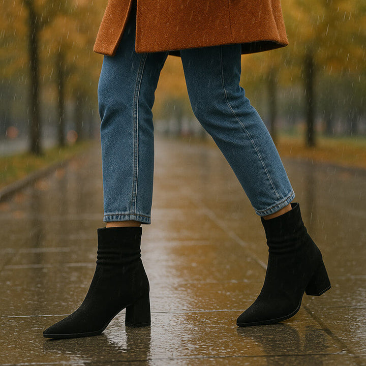 Julia – Pointed Toe Boots